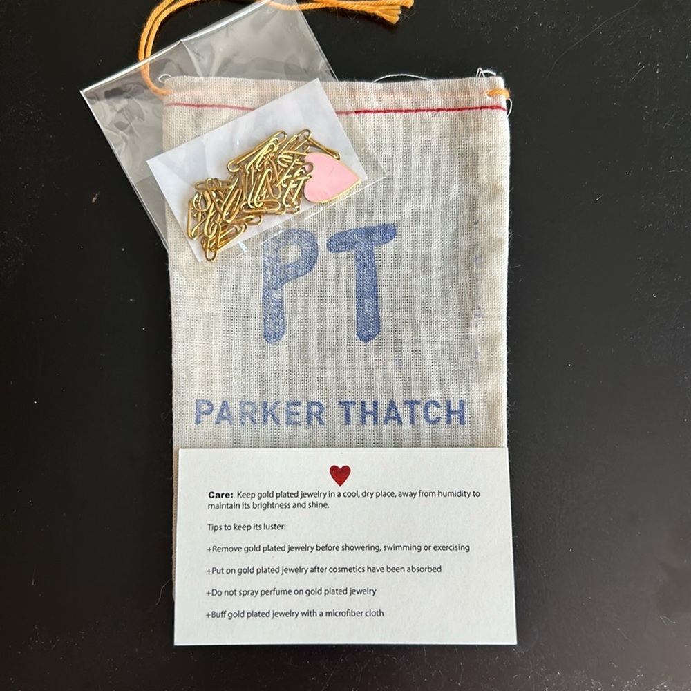 NWT Parker Thatch 18K Pink Enamel Heart Necklace